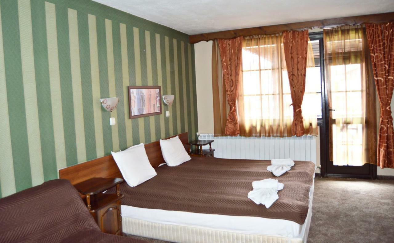 Hotel St. George Pobedonosets Банско Экстерьер фото